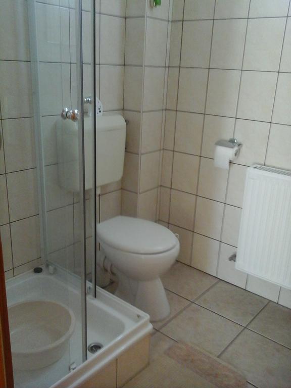 Petrovics Apartmanhaz 1 Buk Bagian luar foto